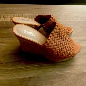 Charles by Charles David Size 8M Tan Faux Leather High Heeled Platform Slides